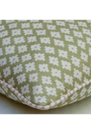 Cojín Cuadrado Geométrico Verde Hinojo | Andrew Martin Maze | Oroa.es