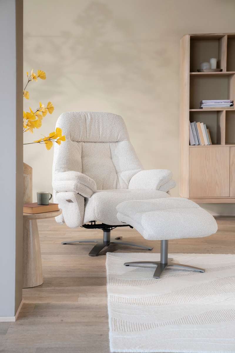 Sillón de Tejido Beige Salerno con Reposapiés | OROA Home Caleb | Oroa.es