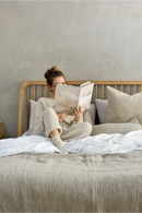 Cama de Roble Natural | Ethnicraft Spindle | Oroa.es