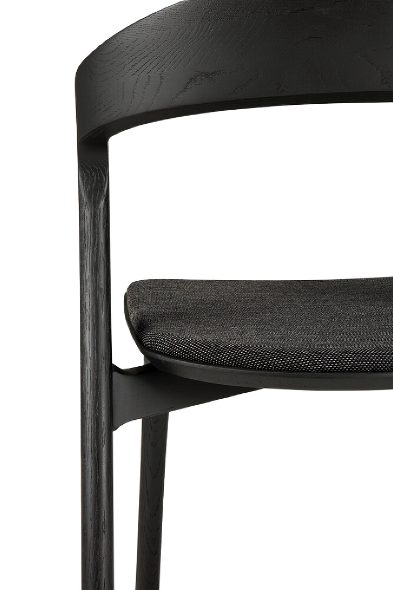 Silla de Comedor con Cojín Negro Suave | Ethnicraft Bok | Oroa.es